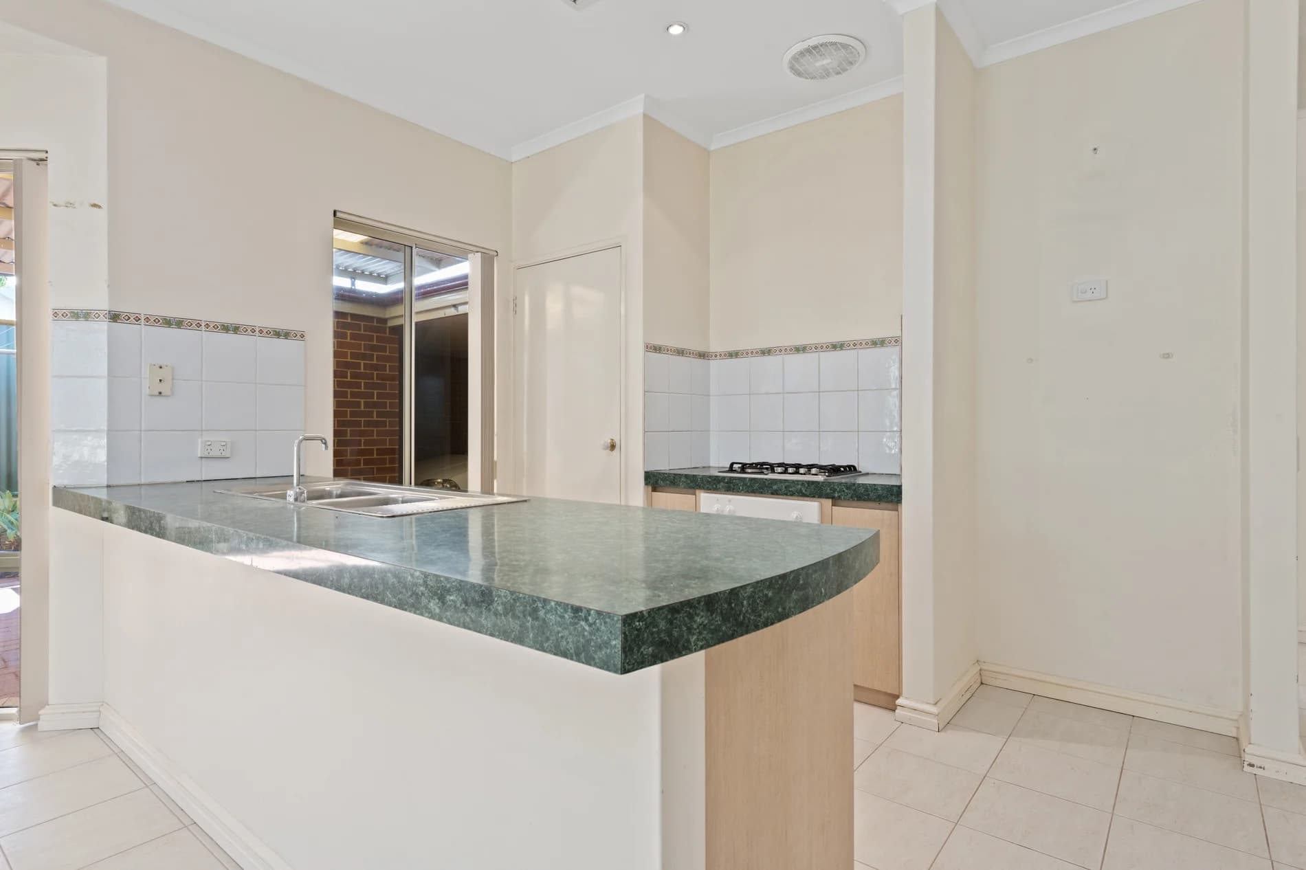 6/27 Falkirk Avenue, MAYLANDS WA 6051, Mount Lawley - Thumbnail 5