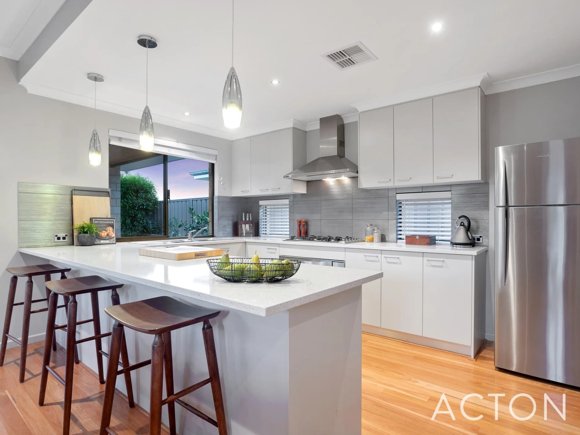 6/27 Falkirk Avenue, MAYLANDS WA 6051, Bedford - Thumbnail 2