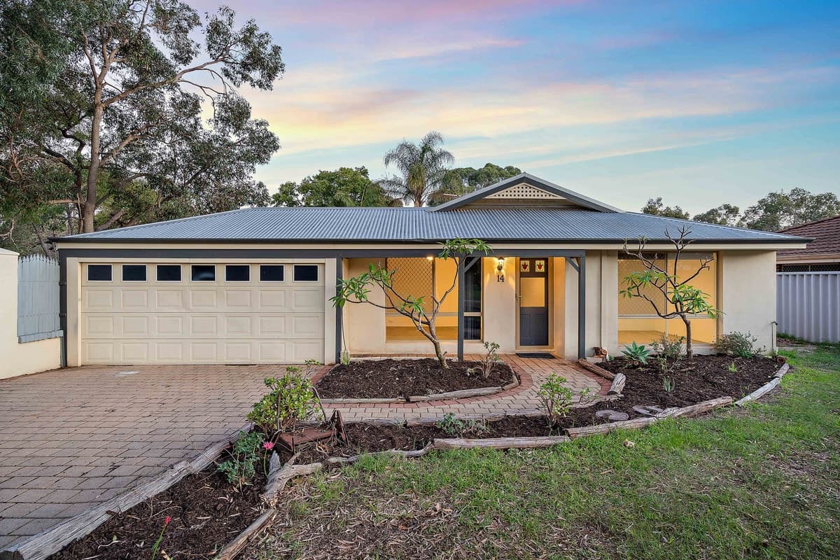 14 Fabales Close, BEELIAR, Beeliar - Image 1