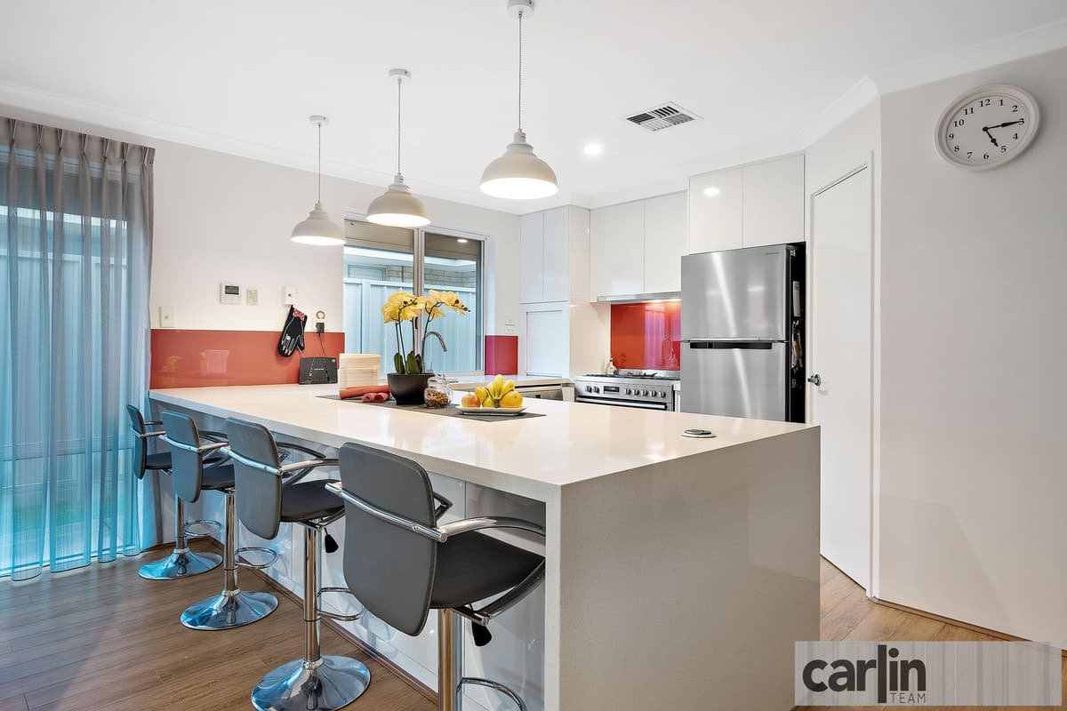 21b Musulin Rise, LAKE COOGEE, Lake Coogee - Thumbnail 2