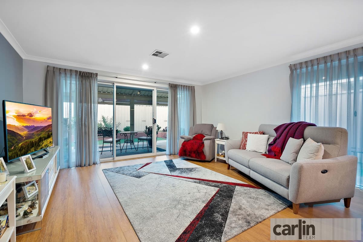 21b Musulin Rise, LAKE COOGEE, Lake Coogee - Thumbnail 3