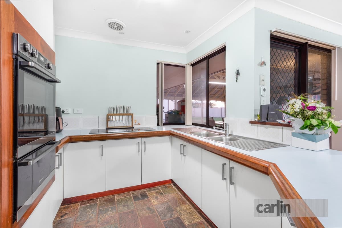 5 Madeleine Court, TWO ROCKS WA 6037, Two Rocks - Thumbnail 2
