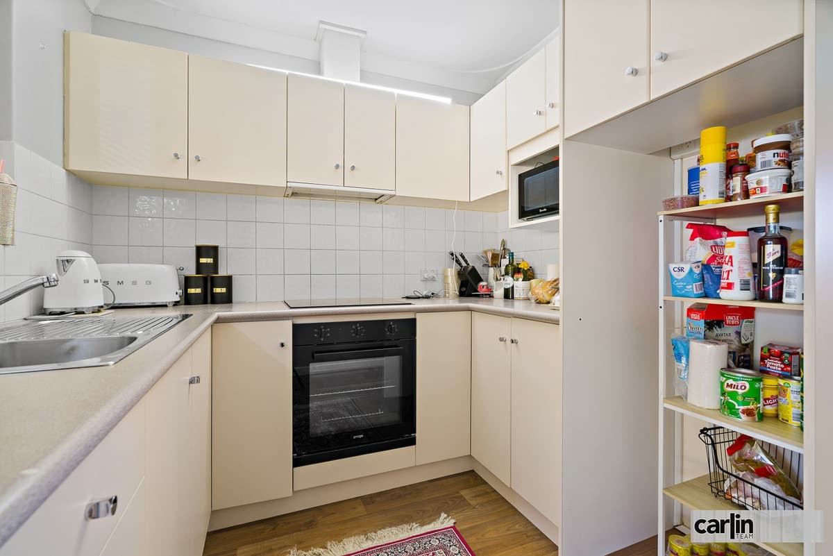 49 Phoenix Road, SPEARWOOD WA 6163, Spearwood - Thumbnail 2