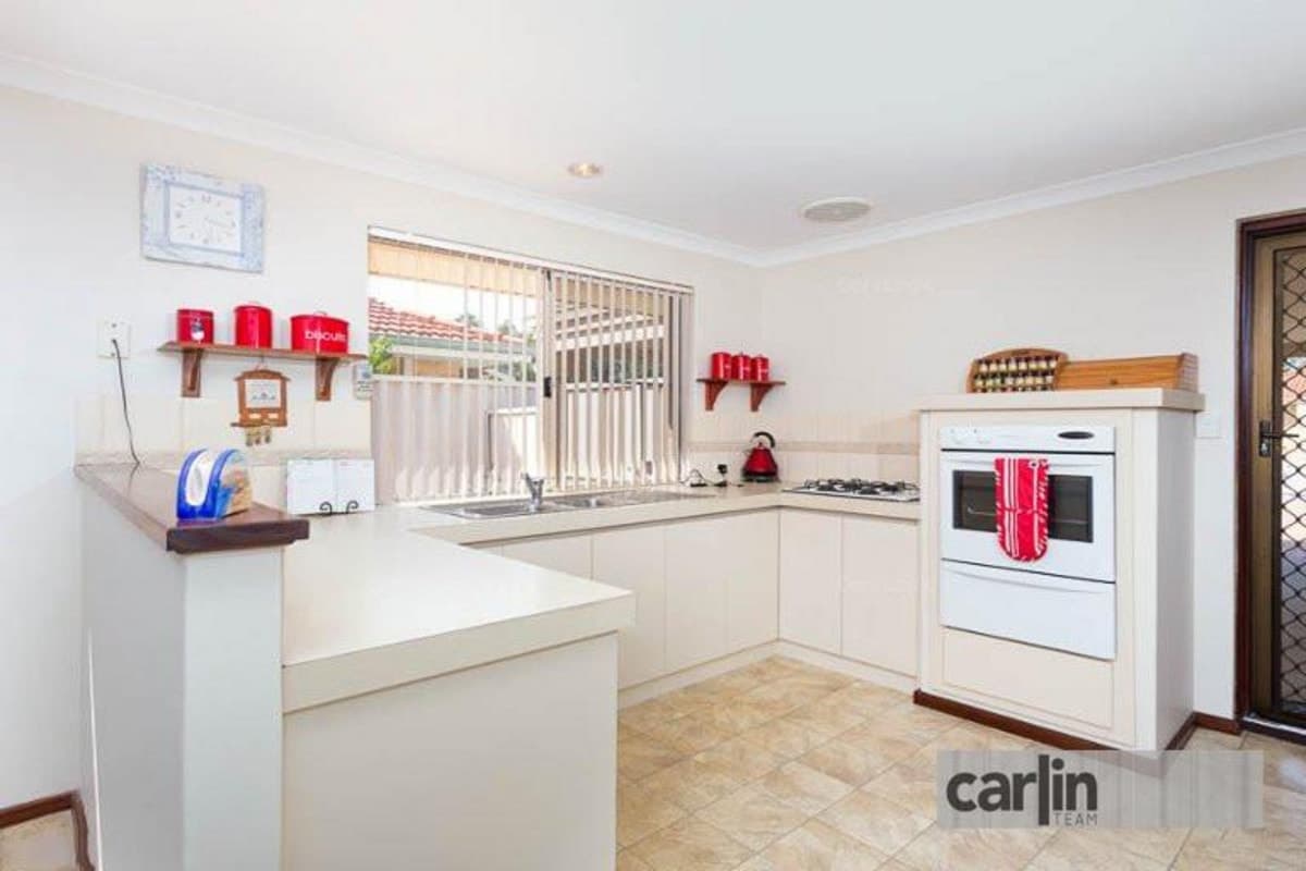 61 Delton Way, ATWELL WA 6164, Atwell - Thumbnail 2