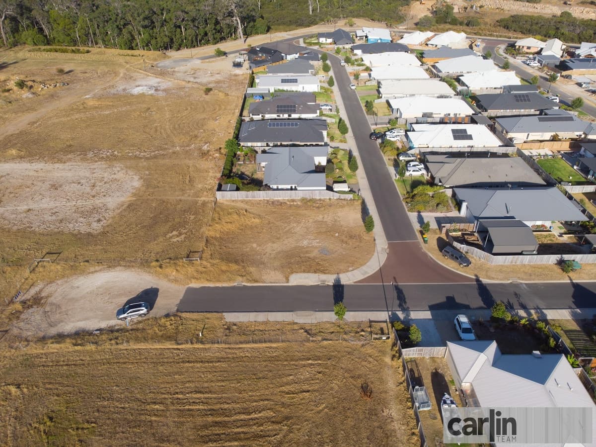 1 Duncan Street, MARGARET RIVER, Margaret River - Thumbnail 2