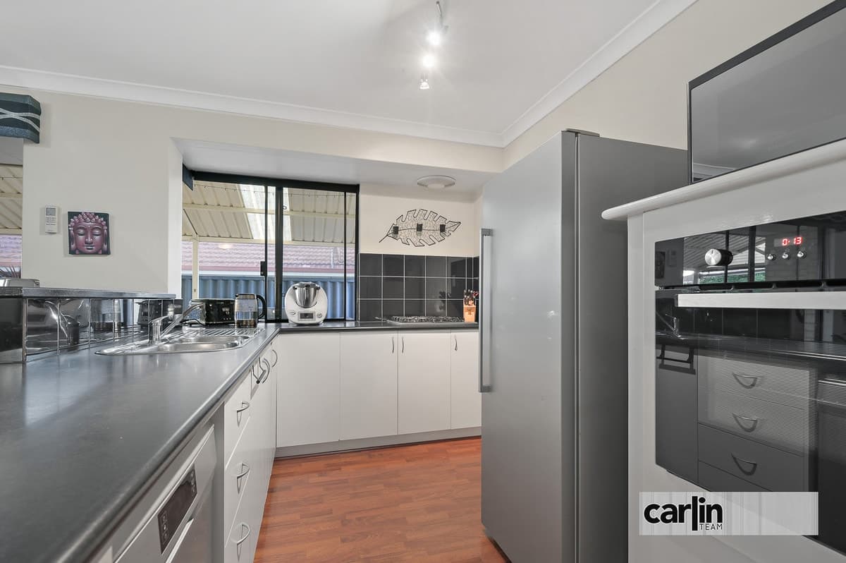 13 Caroline Crescent, BERTRAM WA 6167, Bertram - Thumbnail 3