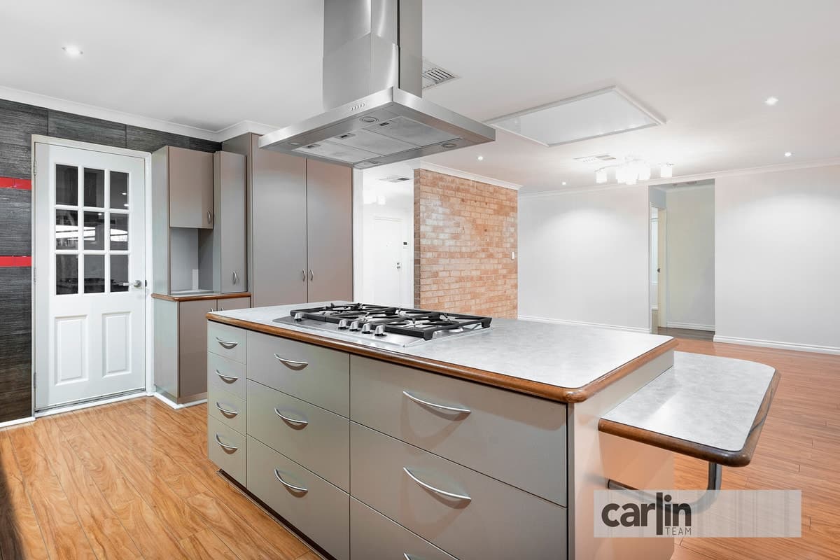 12 Herdsman Court, SUCCESS WA 6164, Success - Thumbnail 2