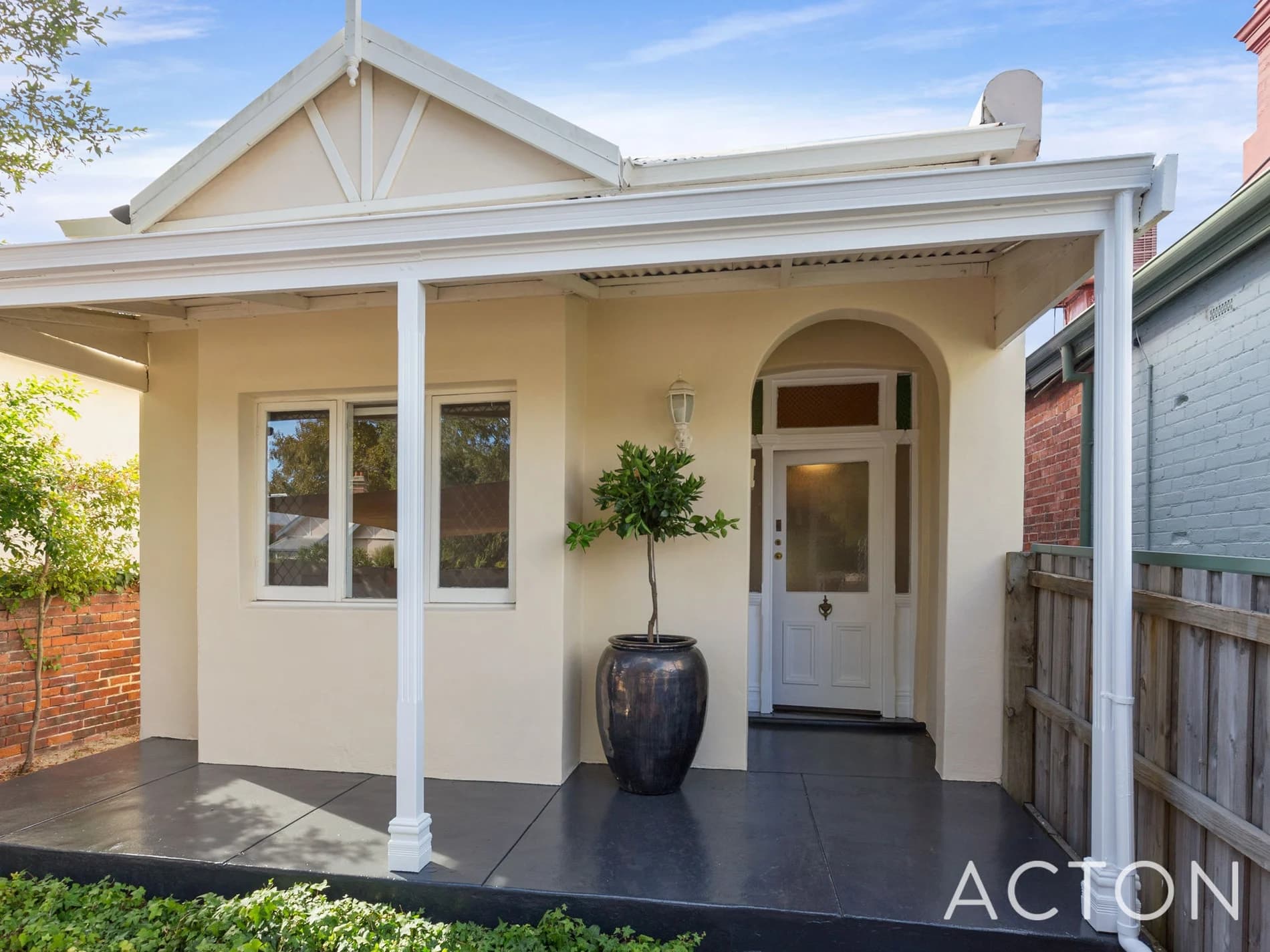 6/27 Falkirk Avenue, MAYLANDS WA 6051, Mount Lawley - Image 1