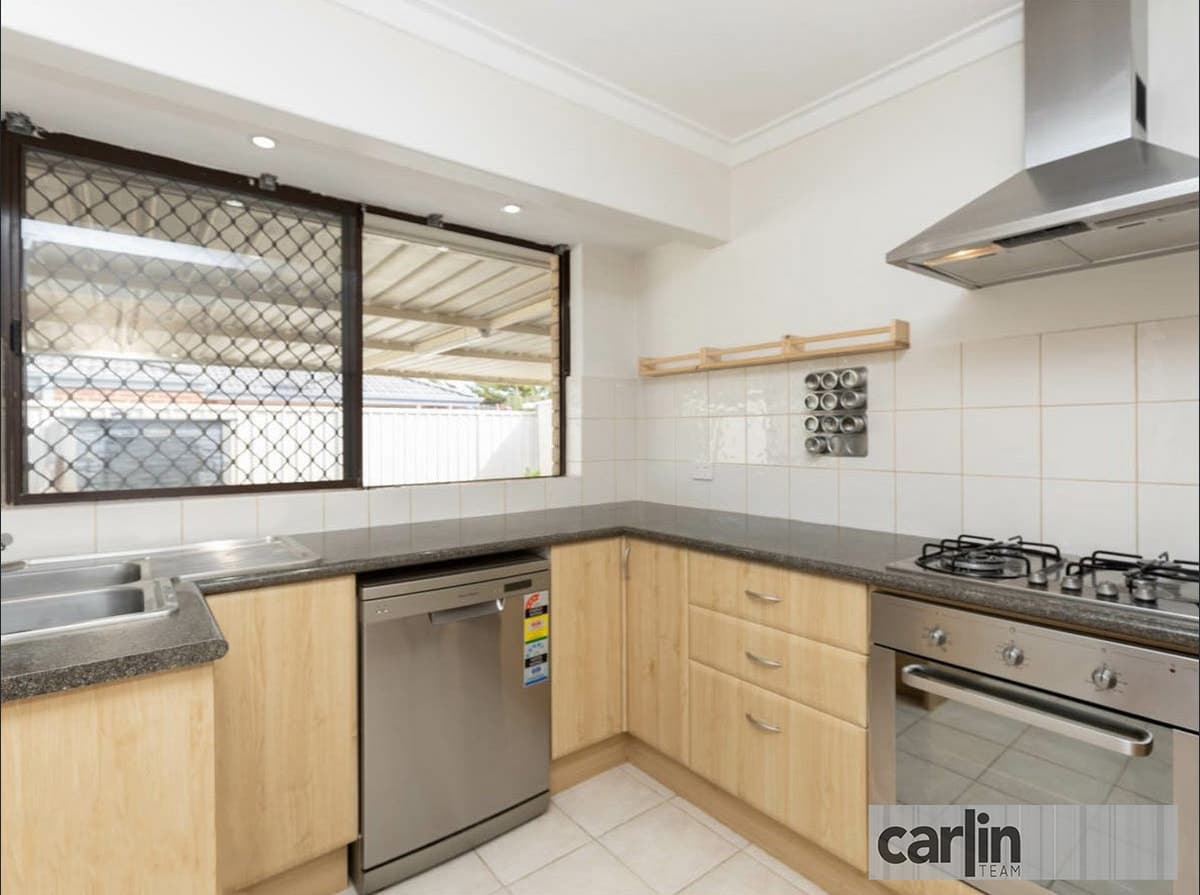 31 Glenbawn Drive, SOUTH LAKE, South Lake - Thumbnail 2