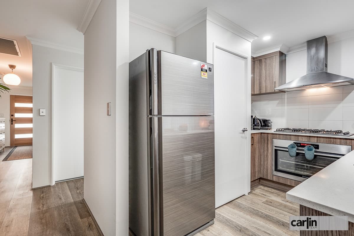 10 Idalia Terrace, WANDI WA 6167, Wandi - Thumbnail 3
