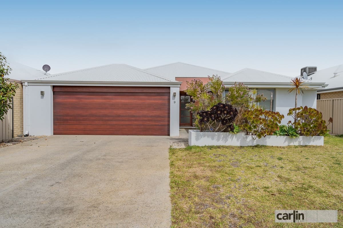 9 Weymouth Road, AUBIN GROVE, Aubin Grove - Image 1