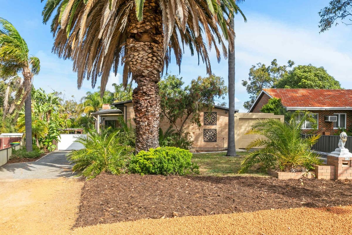 12 Theseus Way, COOLBELLUP WA 6163, Coolbellup - Thumbnail 2