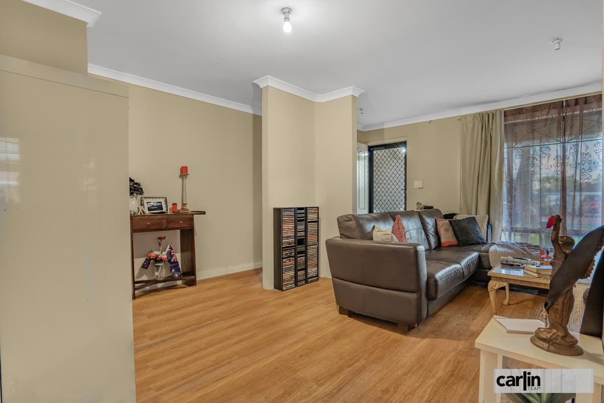 22 Eyre Street, WAIKIKI, Waikiki - Thumbnail 2