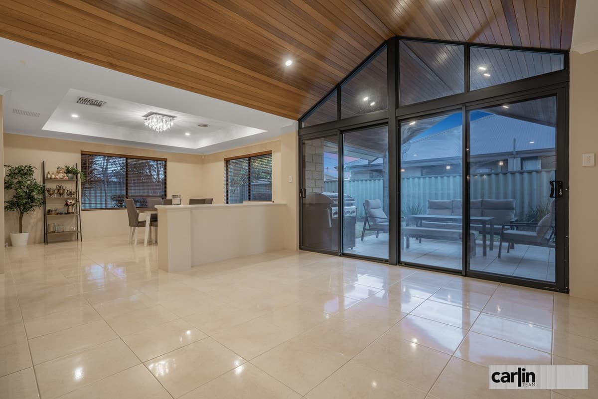 15 Cathedral Link, AUBIN GROVE WA 6164, Aubin Grove - Thumbnail 3