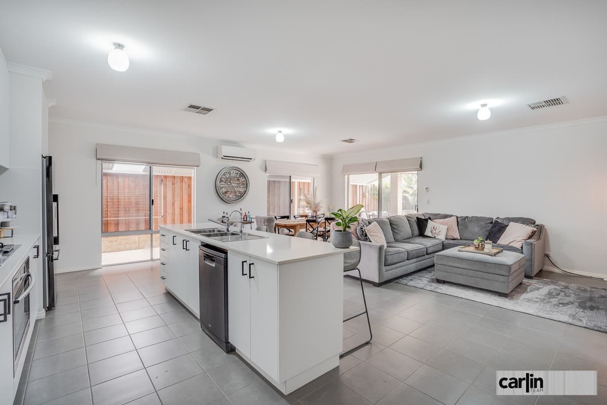 12 Celestine Avenue, WELLARD WA 6170, Wellard - Thumbnail 3