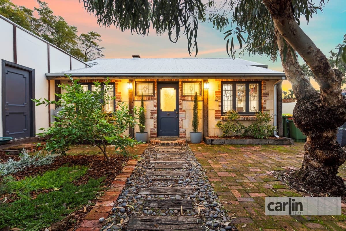 77 Carrington Street, PALMYRA WA 6157, Palmyra - Image 1