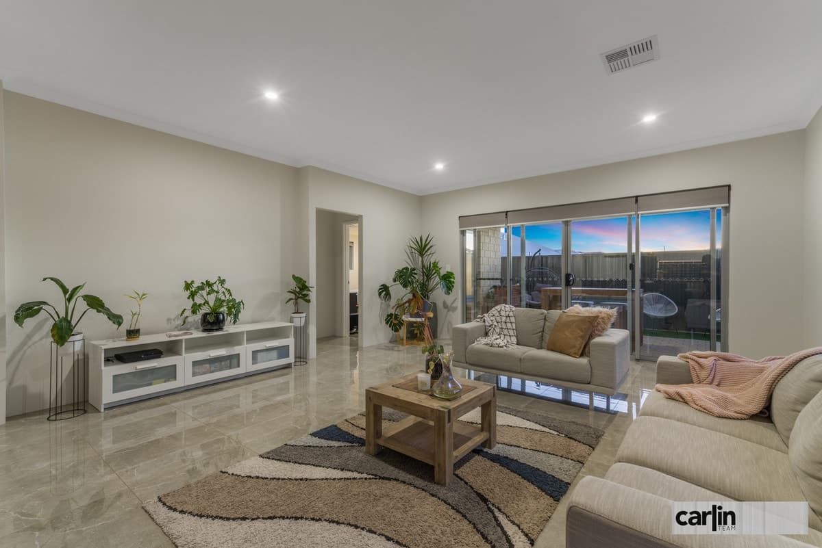 17 Shale Court, PIARA WATERS WA 6112, Piara Waters - Thumbnail 3