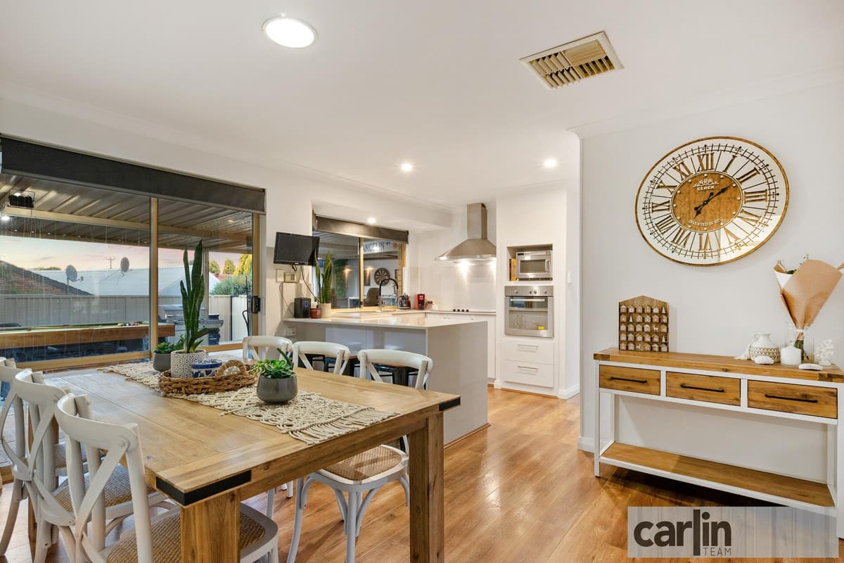3 Amy Court, LAKE COOGEE, Lake Coogee - Image 1