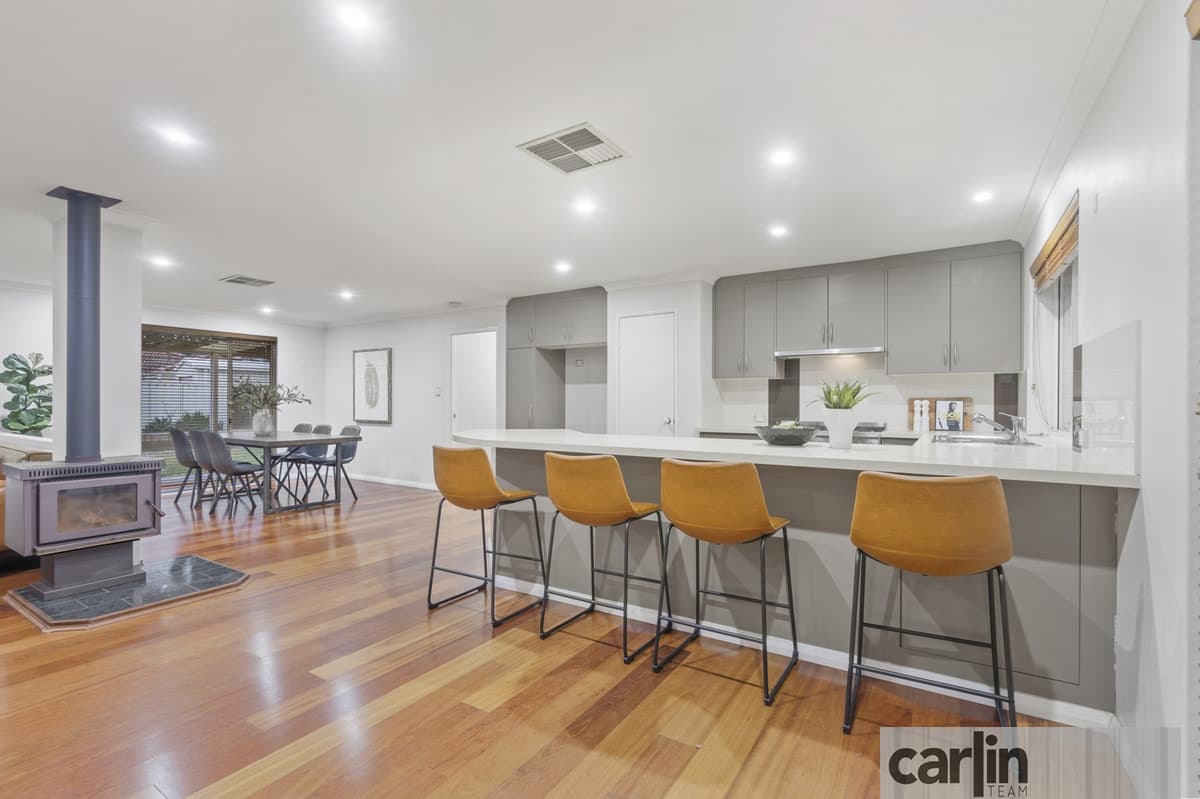 7 Ling Court, ATWELL WA 6164, Atwell - Thumbnail 2