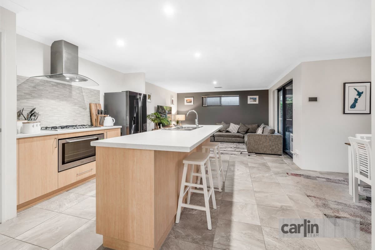 9 Claremont Street, BALDIVIS, Baldivis - Thumbnail 2