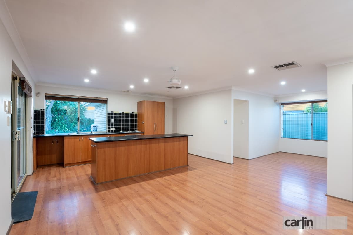 22 Charm Way, ATWELL WA 6164, Atwell - Thumbnail 3