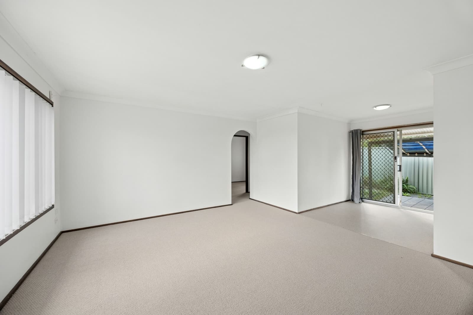 10/83 Howelston Road, GOROKAN, Gorokan - Thumbnail 4