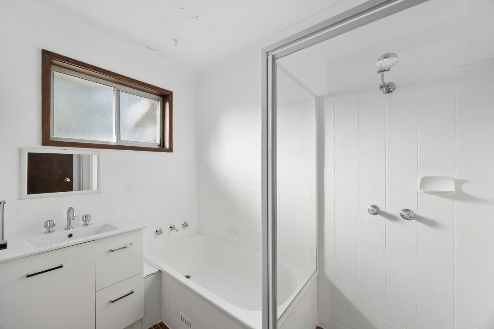 10/83 Howelston Road, GOROKAN, Gorokan - Thumbnail 7