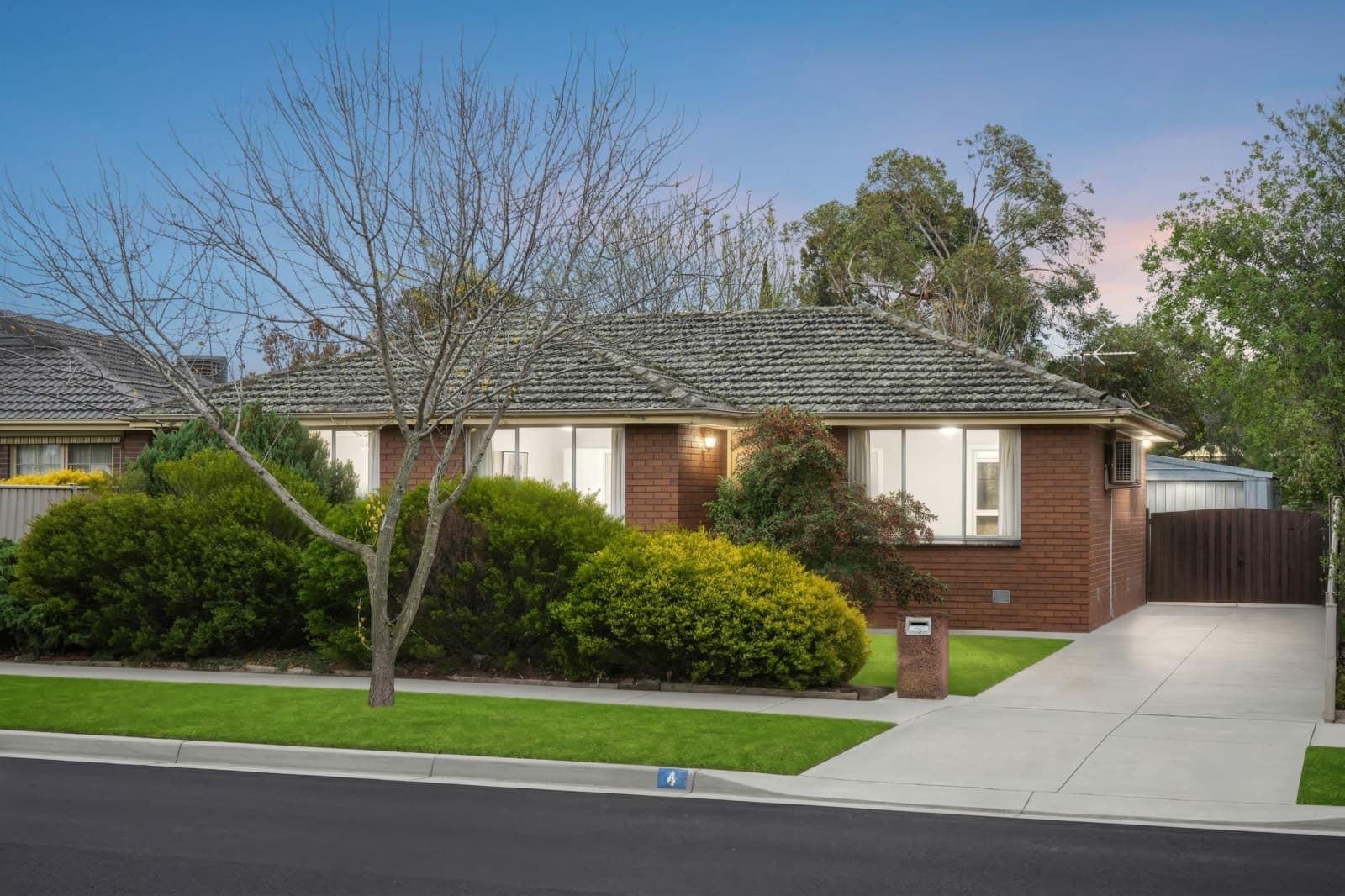 4 Spring Drive, HOPPERS CROSSING, Hoppers Crossing - Image 1
