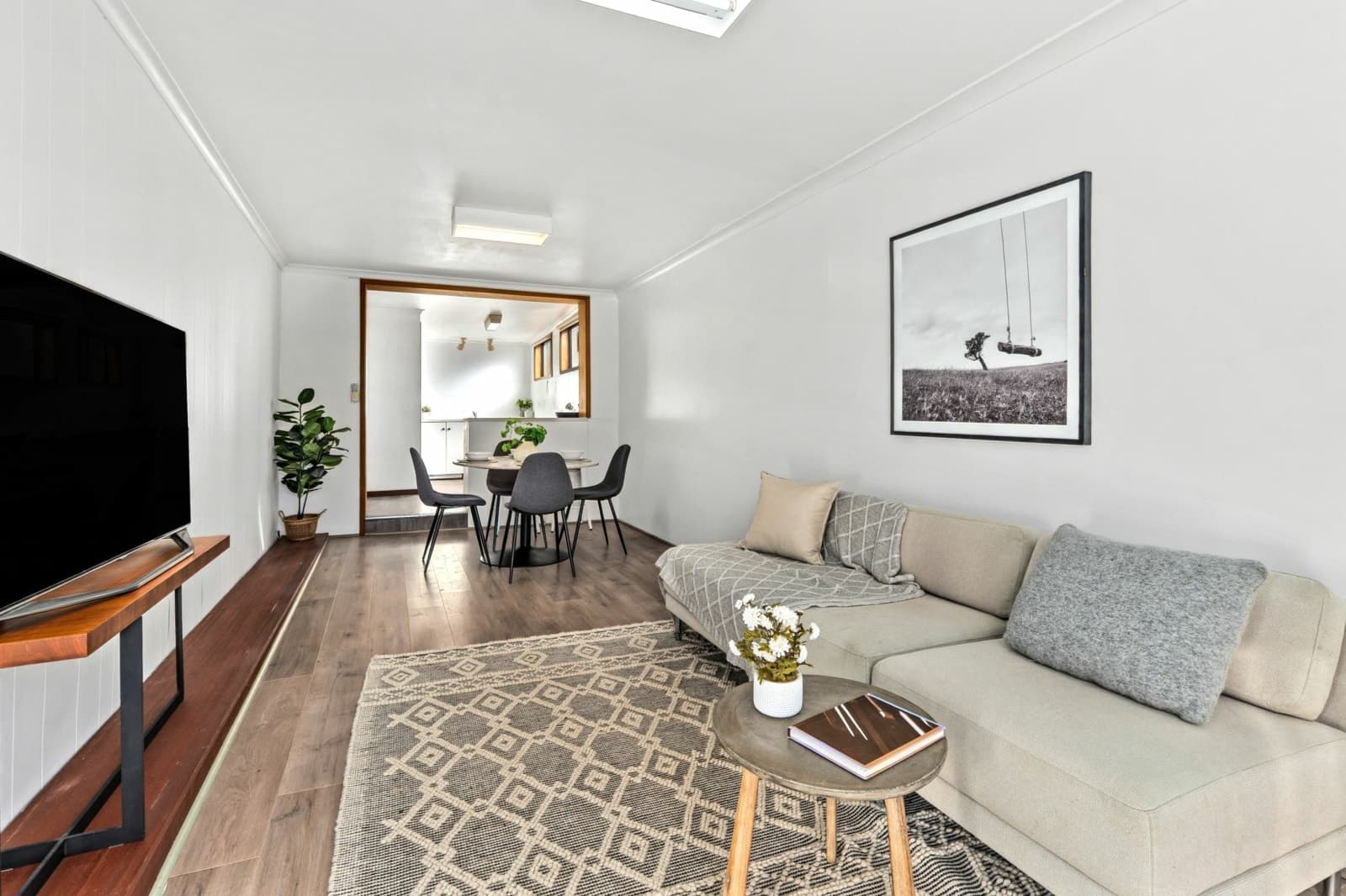 11 Armitage Court, BELMONT, Belmont - Thumbnail 6