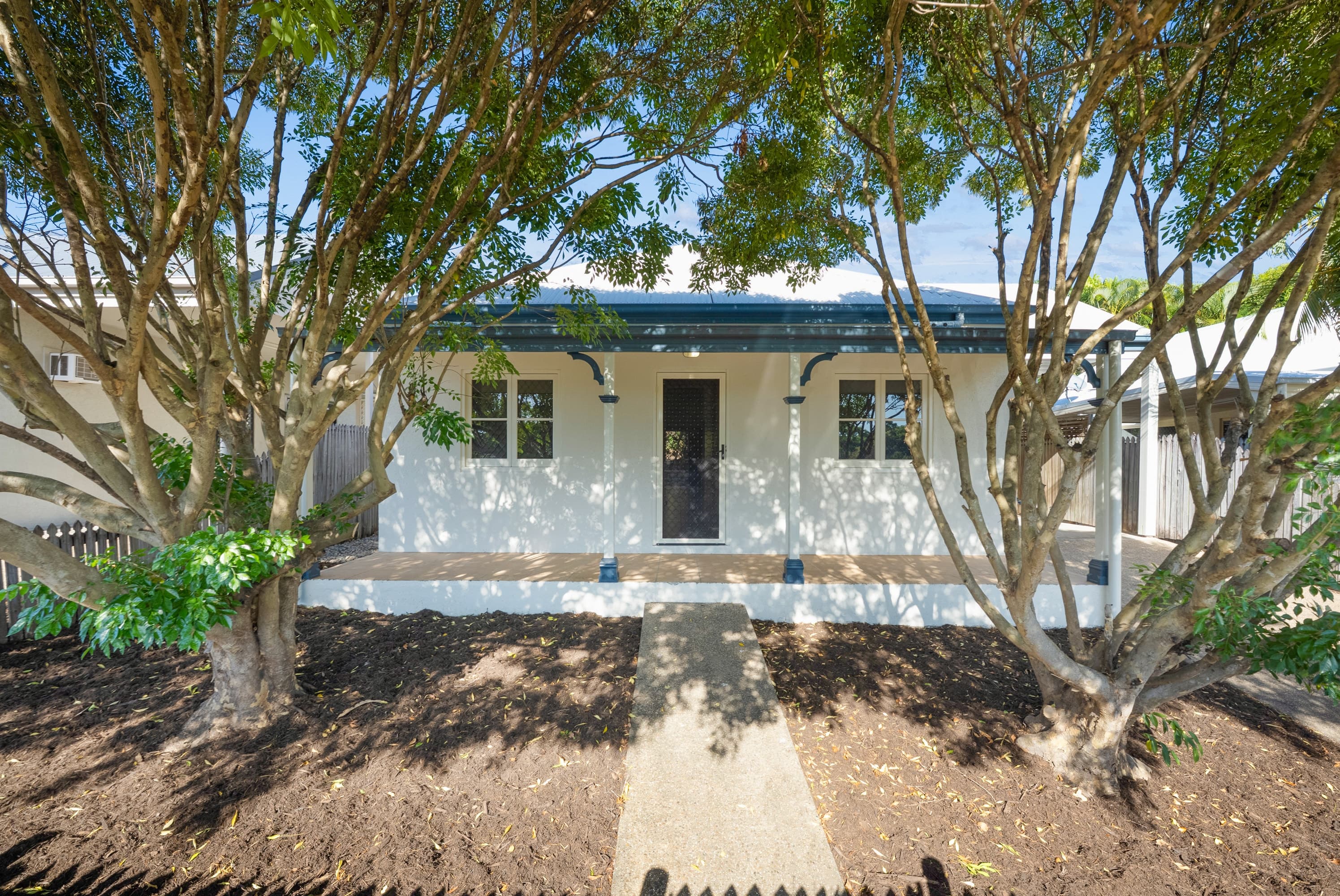 76 Riverbend Drive, Douglas - Image 1