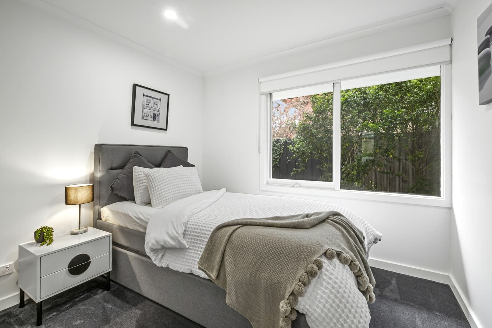 3 Sherbourne Terrace,Newtown, Newtown - Thumbnail 7