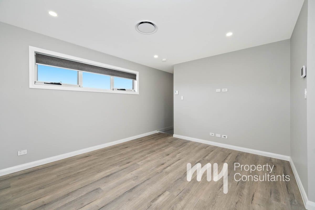 6 Burgmann Street ORAN PARK, NSW 2570, Oran Park - Thumbnail 2