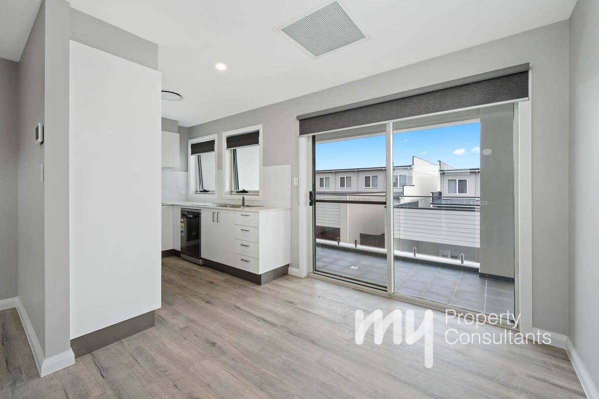 6 Burgmann Street ORAN PARK, NSW 2570, Oran Park - Thumbnail 3