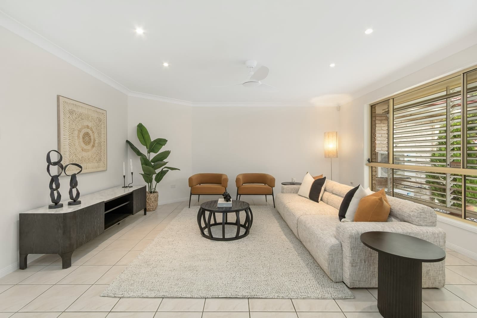 1/21 Ballymore Court, BANORA POINT, Banora Point - Thumbnail 2