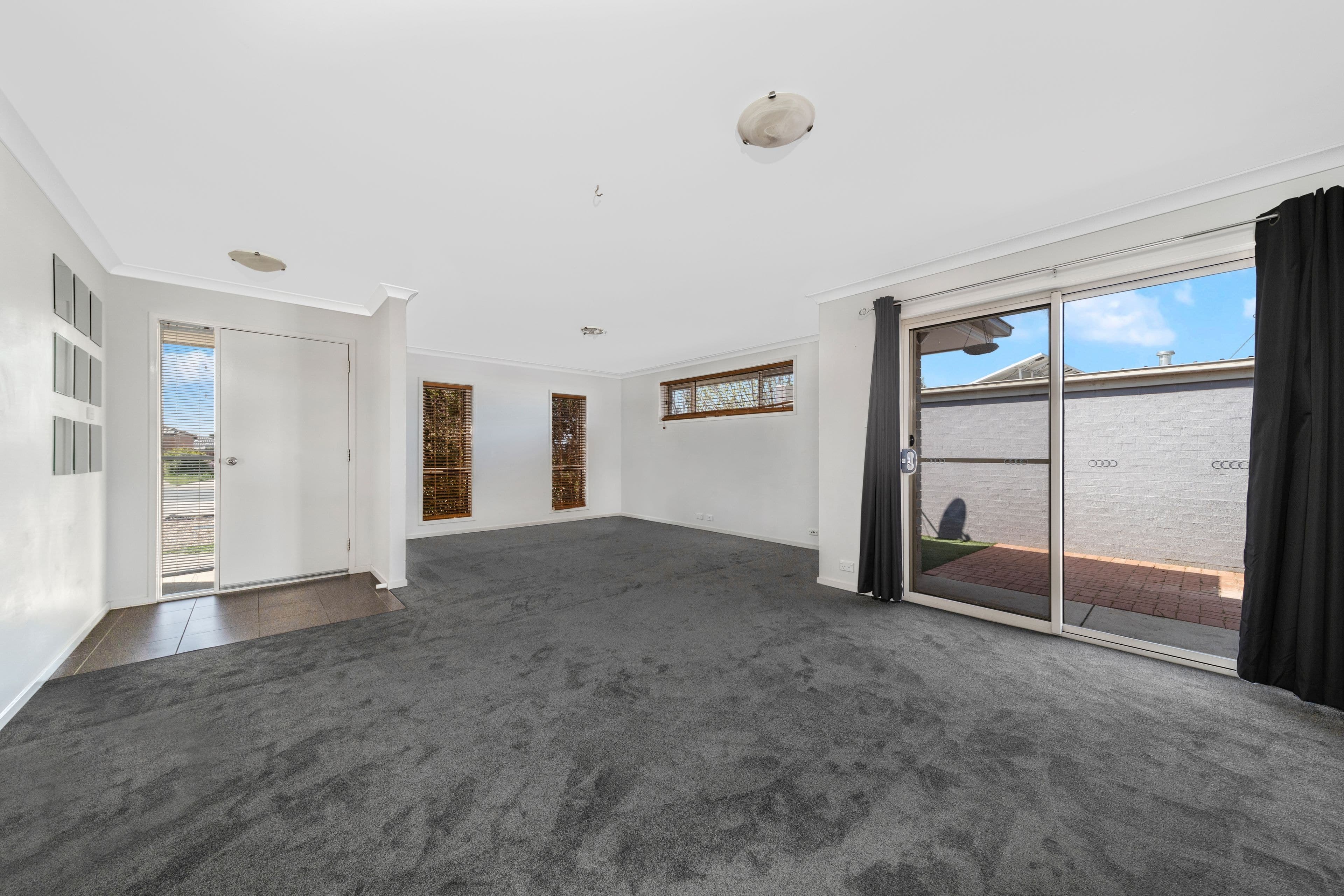 38 Rowland Street, Macgregor ACT 2615, Macgregor - Thumbnail 2