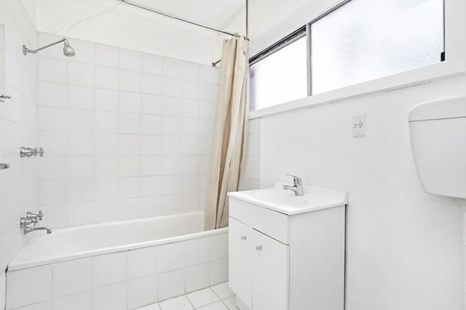 1/238 Arthur Street,Fairfield, Fairfield - Thumbnail 3