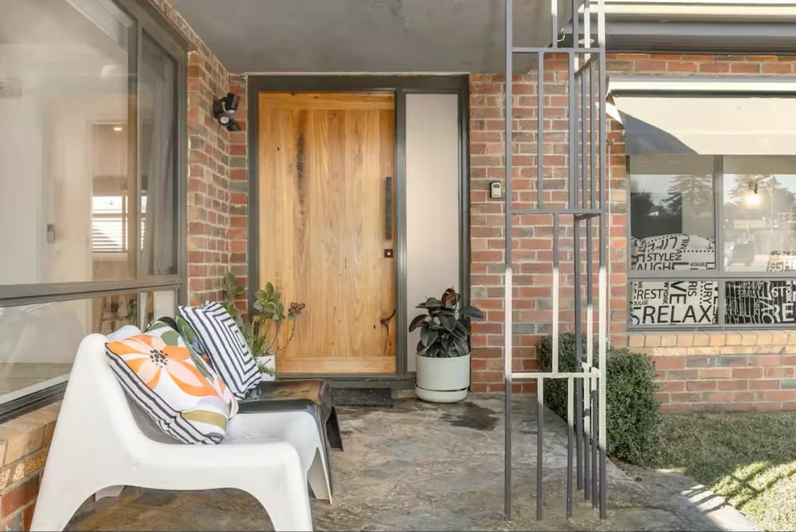 192 Church Street, MANIFOLD HEIGHTS, Manifold Heights - Thumbnail 2