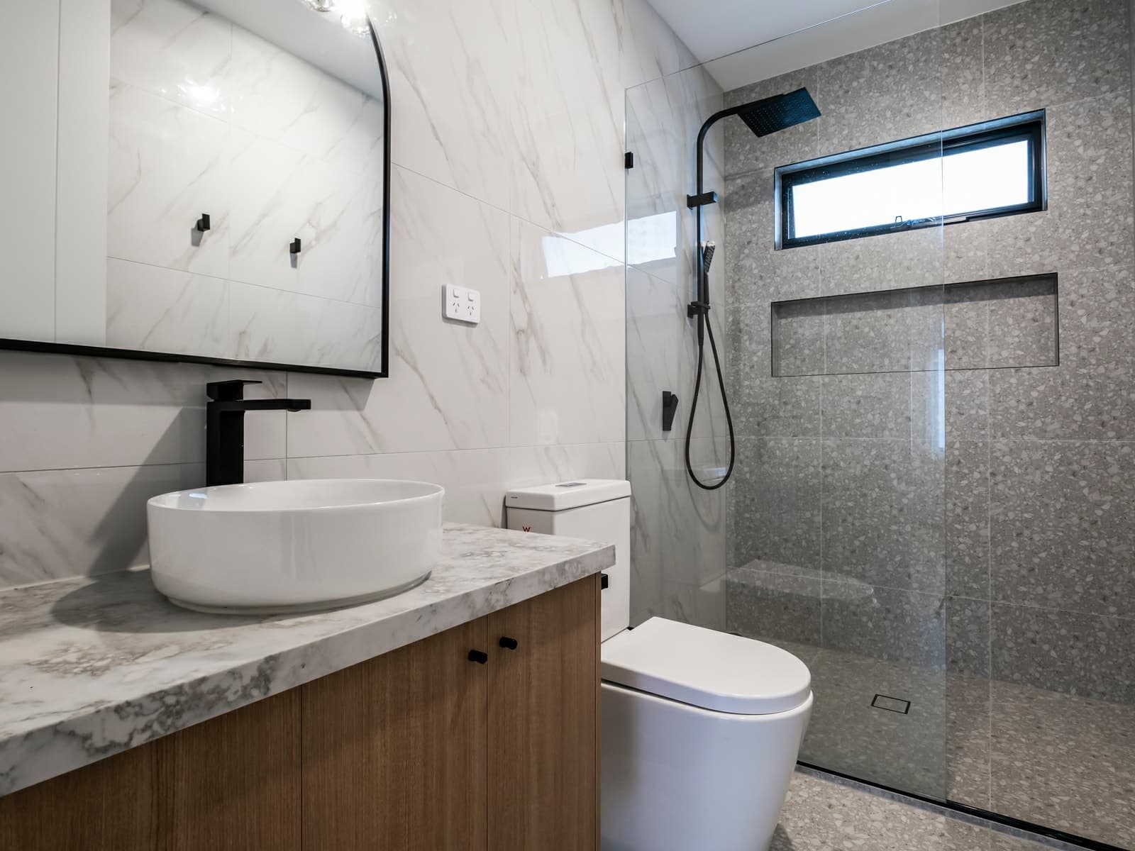 1/12 North Box Court, HADFIELD, Hadfield - Thumbnail 6
