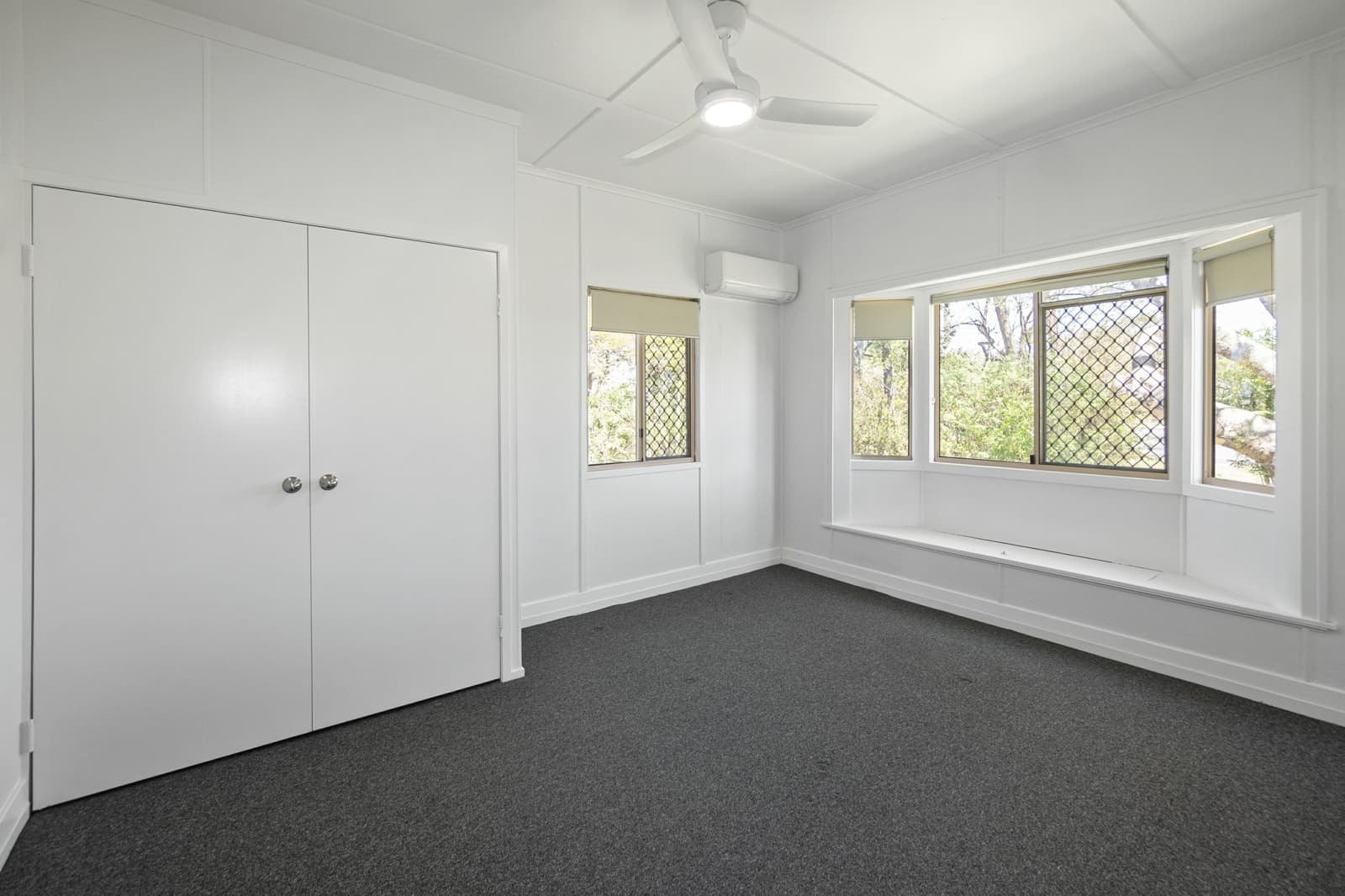 157 Elliott Heads Road, KEPNOCK, Kepnock - Thumbnail 3