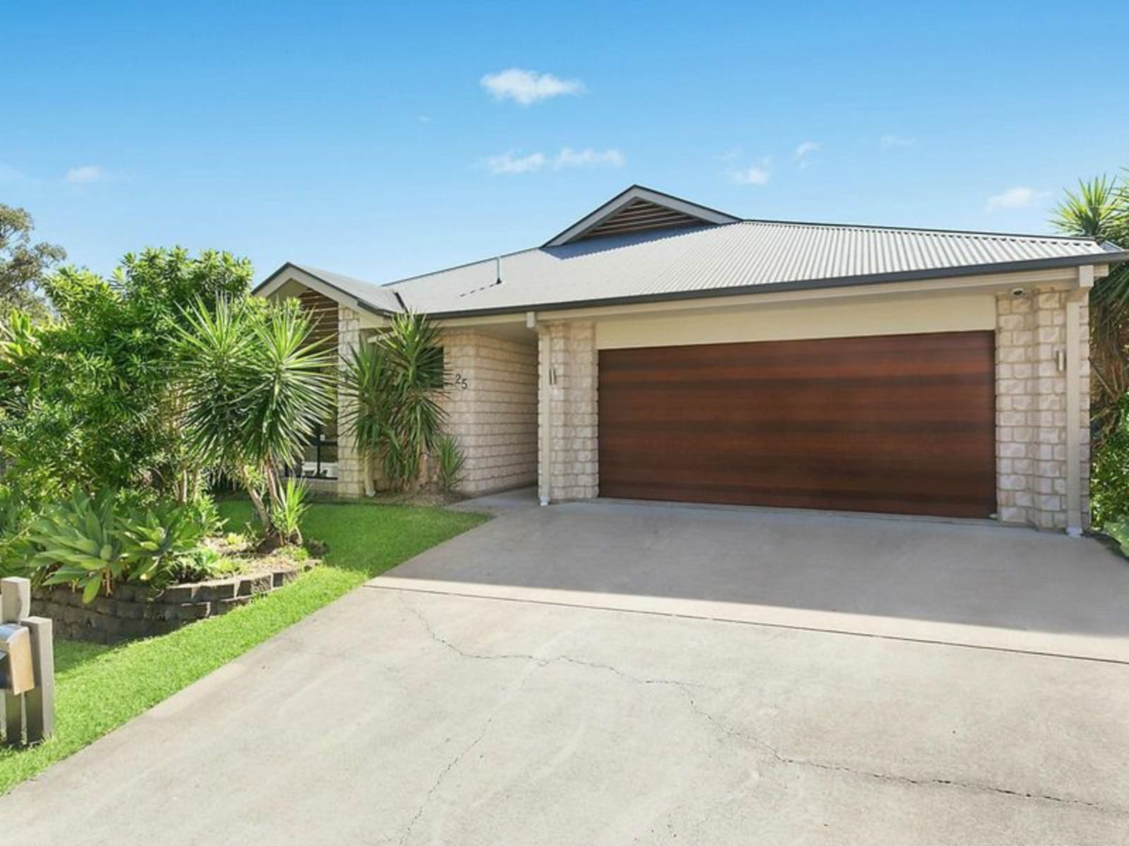 25 Wanderer Crescent,Springfield Lakes, Springfield Lakes - Image 1
