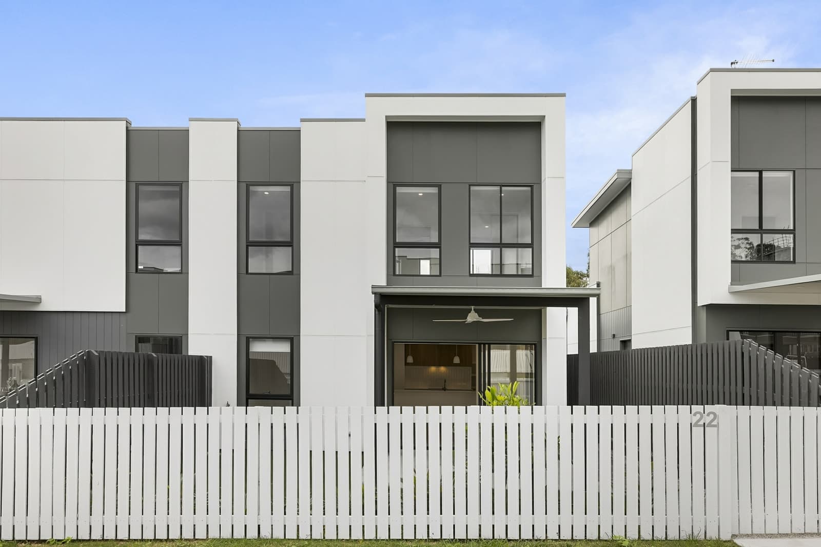 22/20 Margaret Court, KENMORE, Kenmore - Image 1