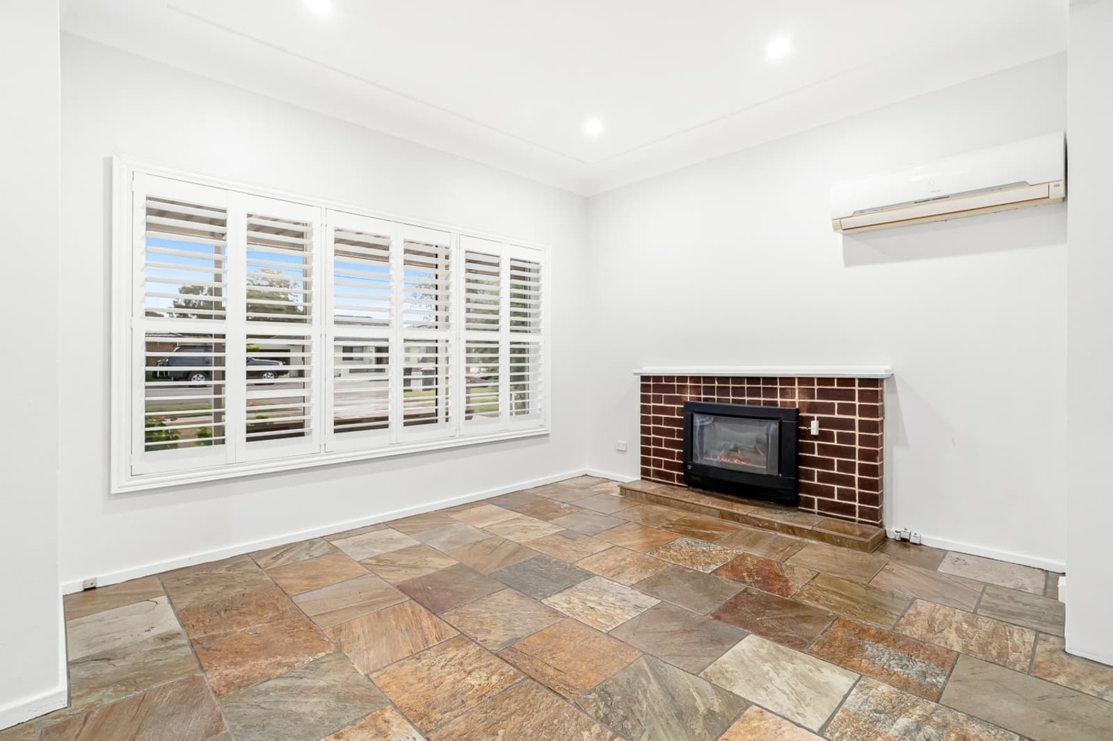 833 Forest Road,Peakhurst, Peakhurst - Thumbnail 3