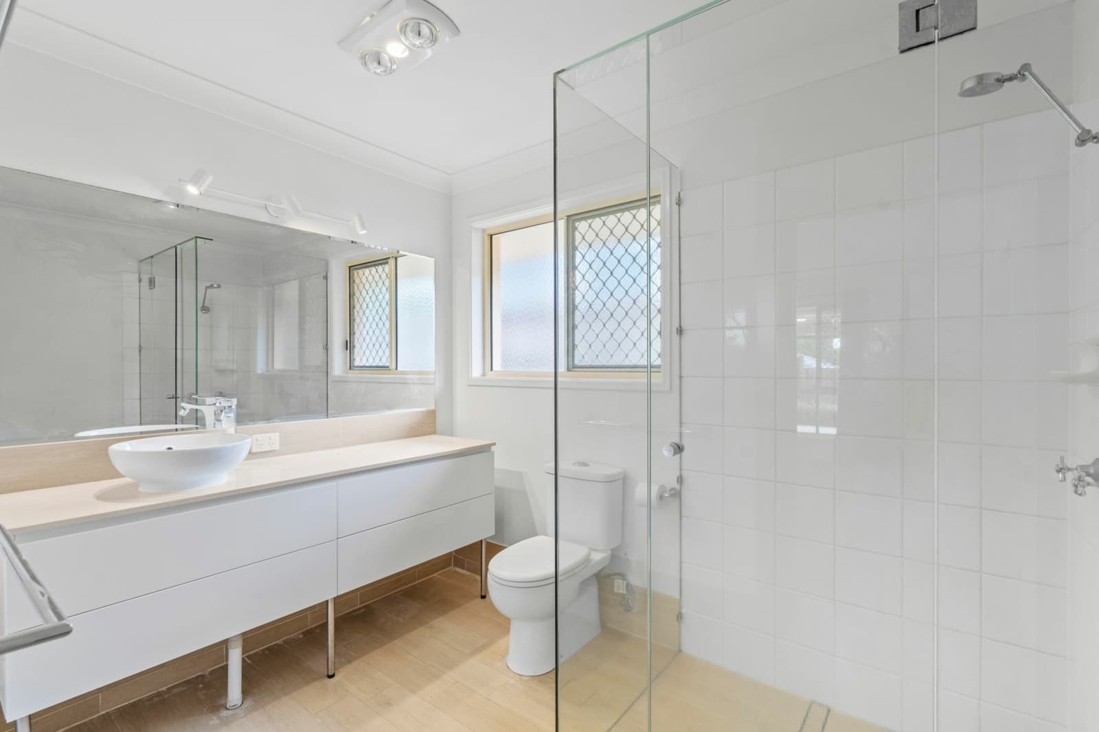 4 Wyara Close,Elanora, Elanora - Thumbnail 6