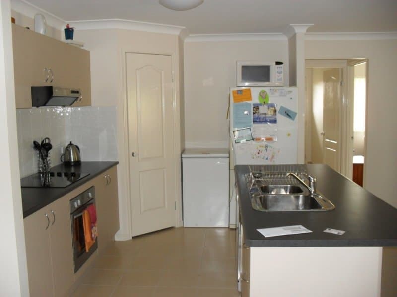  , GLENEAGLE, QLD 4285, Gleneagle - Thumbnail 3