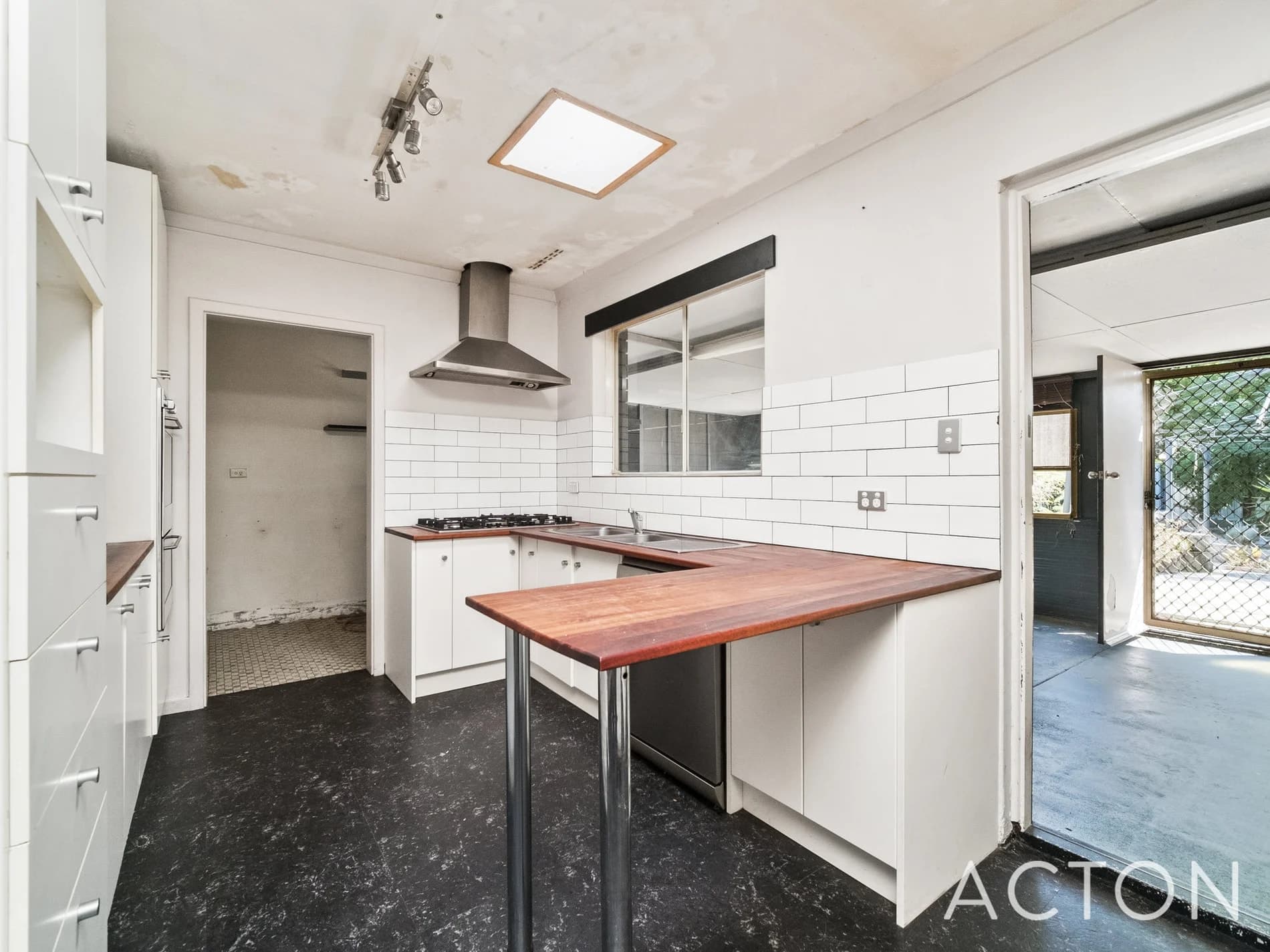 6/27 Falkirk Avenue, MAYLANDS WA 6051, Bedford - Thumbnail 4