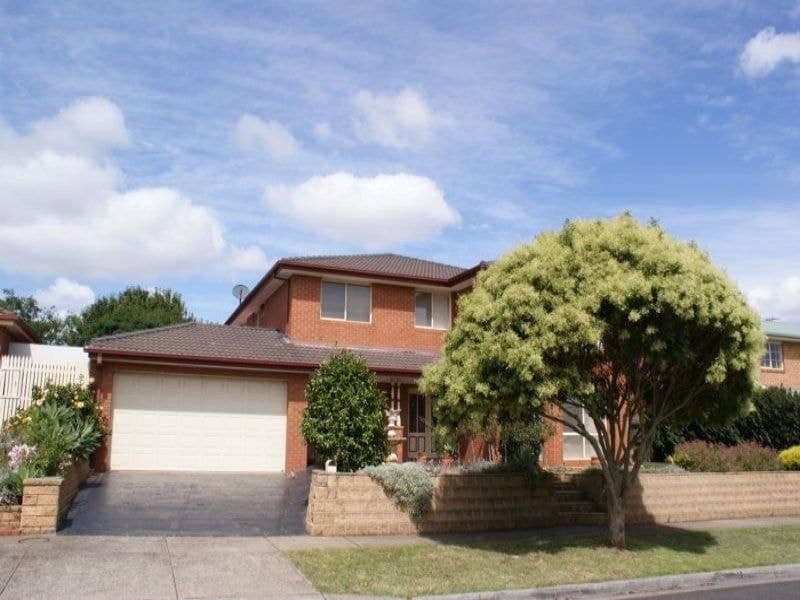 17 Augustus Drive, Berwick VIC 3806, Berwick - Image 1