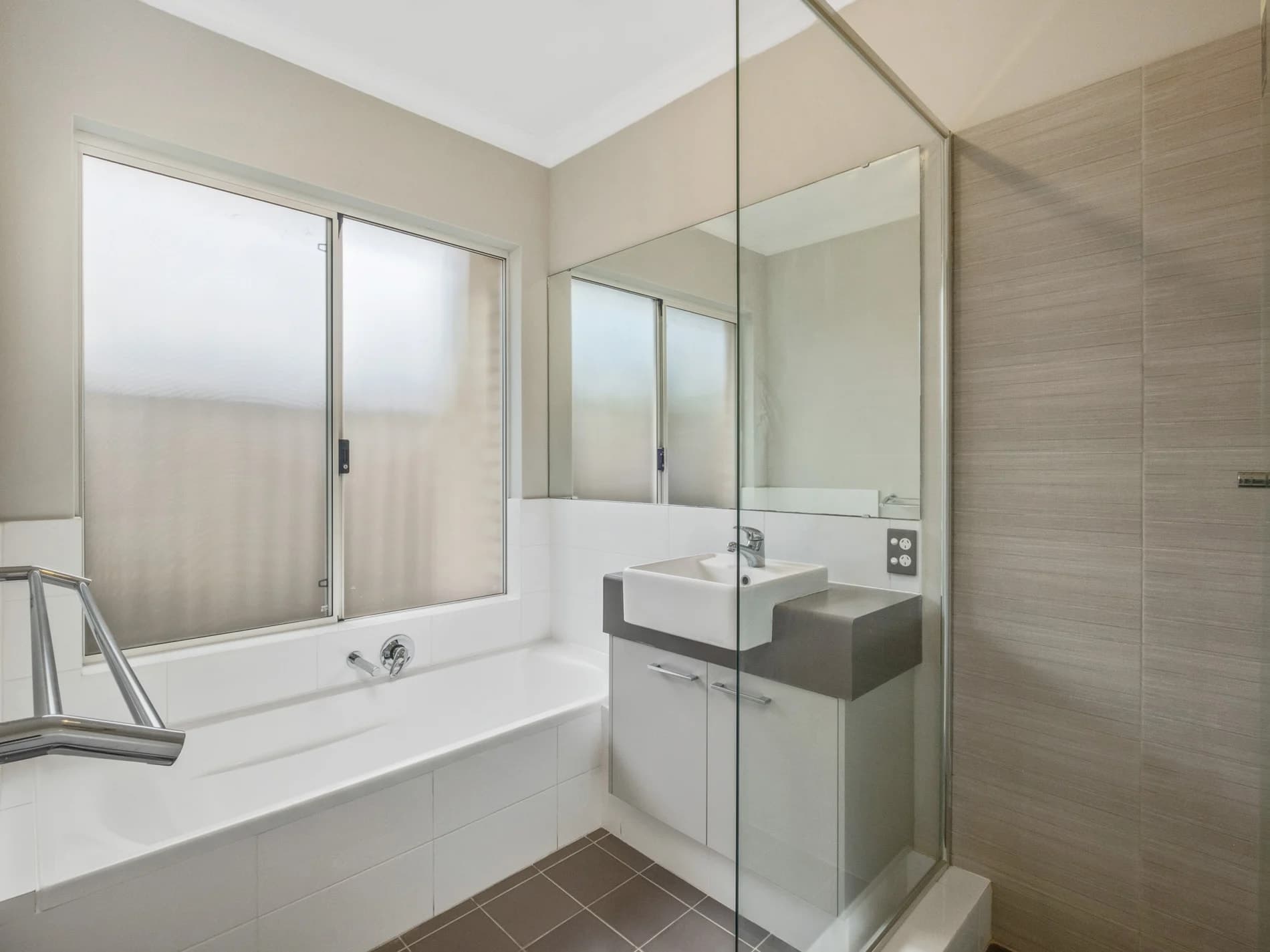 6/27 Falkirk Avenue, MAYLANDS WA 6051, Embleton - Thumbnail 5