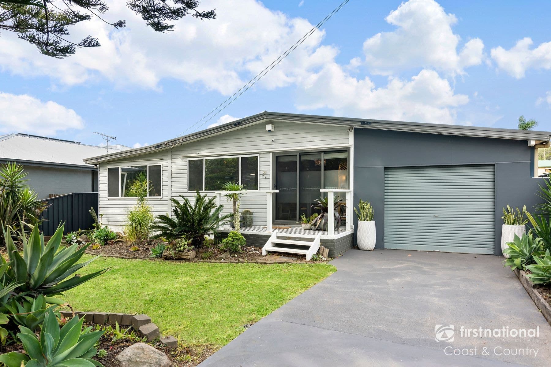 22 Central Avenue, Oak Flats NSW 2529, Oak Flats - Image 1