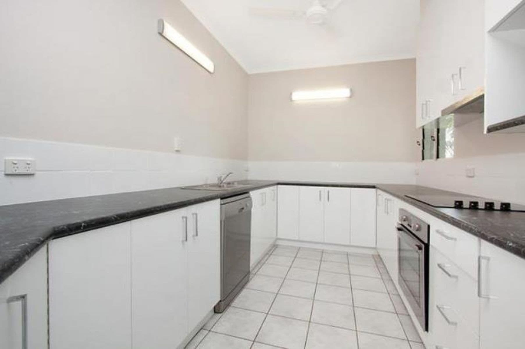 7/180 Smith Street, Larrakeyah NT 0820, Larrakeyah - Thumbnail 5