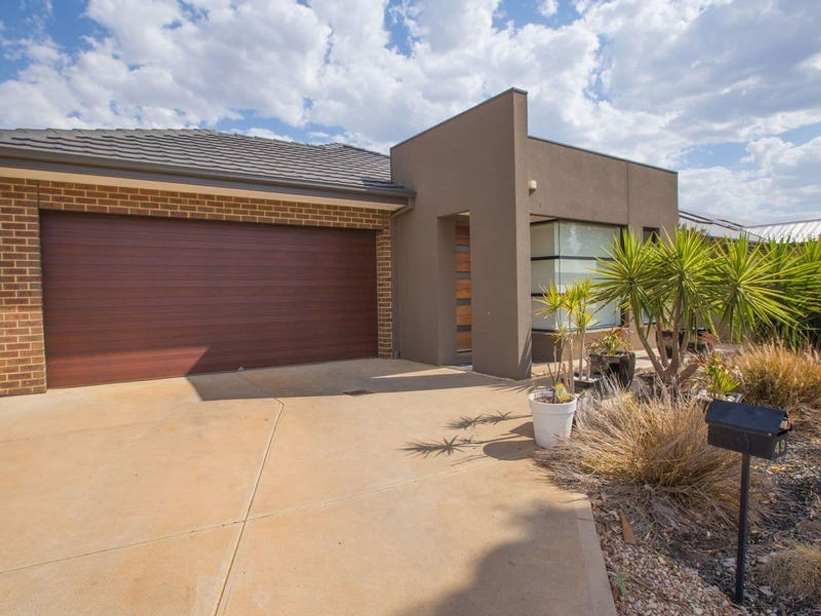 49 Stonehill Drive, Bacchus Marsh, VIC 3340, Bacchus Marsh - Thumbnail 2